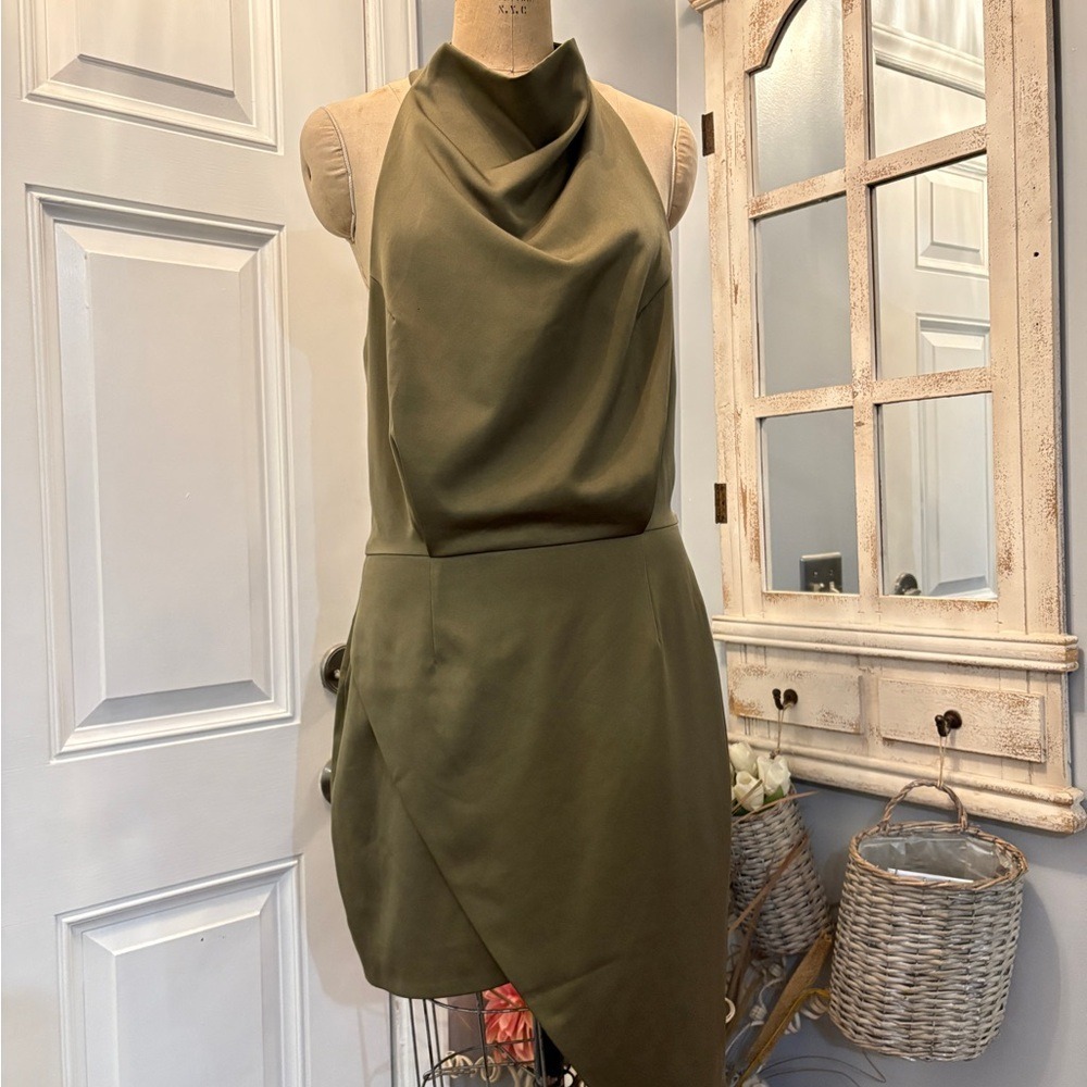 Elliatt Olive Green Cowl Halter Open Back Asymmetrical Tulip Mini Dress L‎ Glam